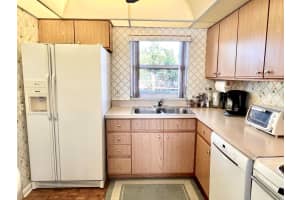 231 E Lantana Road 202, Lantana