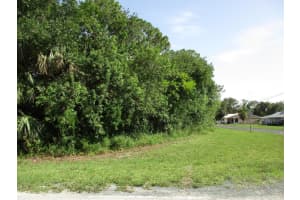 Xxx Evergreen Avenue, Fort Pierce, FL 34947 Sold 01/09/26