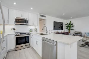 461 N Brittany J, Delray Beach, FL 33446 - MLS#R11148936