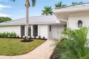 3201 SE Fairway W, Stuart, FL 34997 - MLS#R11148951