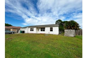 1853 Dranson Circle, Port Saint Lucie, FL 34952 - MLS#R11148968