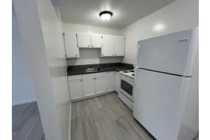 304 Central Drive, West Palm Beach, FL 33405 Sold 03/01/26