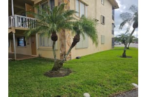 555 Purdy Lane A122, Palm Springs, FL 33461 - MLS#R11149006