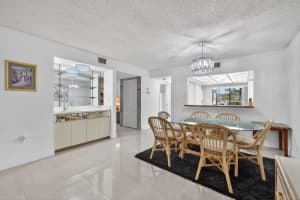 3300 Twin Lakes Terrace, Fort Pierce, FL 34951 - MLS#R11149011