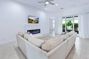 2590 Bella Vista Circle, Vero Beach, FL 32966 - MLS#R11149018