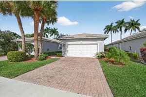 10672 Royal Caribbean Circle, Boynton Beach, FL 33437 - MLS#R11149104