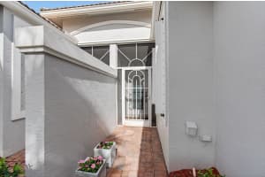 10672 Royal Caribbean Circle, Boynton Beach, FL 33437 - MLS#R11149104