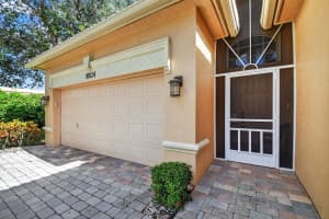 10024 Armani Drive, Boynton Beach, FL 33437 - MLS#R11149118