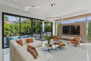 1050 3rd Avenue, Boca Raton, FL 33432 - MLS#R11149125