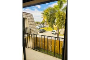 31 Lake Arbor Drive, Palm Springs, FL 33461 - MLS#R11149169