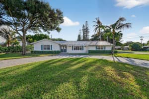 700 Lakeside Circle, North Palm Beach, FL 33408 - MLS#R11149192