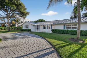 700 Lakeside Circle, North Palm Beach, FL 33408 - MLS#R11149192