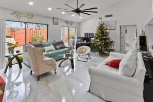 1040 Summit Place Circle A, West Palm Beach, FL 33415 - MLS#R11149236