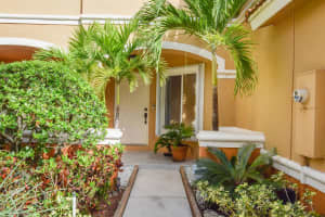 6125 Eaton Street West Palm Beach, FL 33411 - Off Market