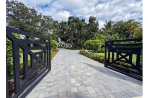 2085 SE Saint Lucie Boulevard, Stuart, FL 34996 Sold 12/22/25