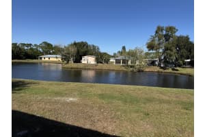 19 La Viilla Court, Fort Pierce, FL 34951 - MLS#R11149314