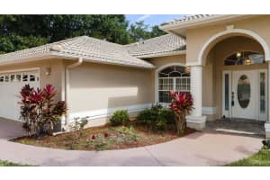 1698 SW Mockingbird Drive, Port Saint Lucie, FL 34986 - MLS#R11149337