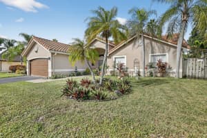 12623 SW 8th Court, Davie, FL 33325 - MLS#R11149373