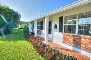 807 Easterly Road, North Palm Beach, FL 33408 Sold 01/16/26