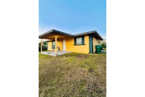 719 Carolina Avenue, Clewiston