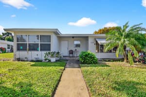 7293 Oakridge Circle, Lantana, FL 33462 - MLS#R11149392