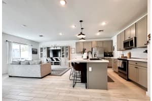 649 NE Waters Edge Lane, Port Saint Lucie, FL 34983 - MLS#R11149397