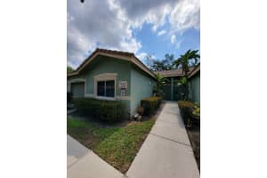 220 Crestwood Circle 102, Royal Palm Beach, Fl 33411, Royal Palm Beach