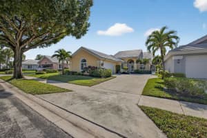 2294 Saratoga Bay Drive, West Palm Beach, FL 33409 - MLS#R11149479