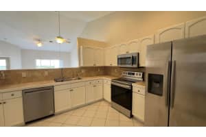 1955 Waterside Court E Wellington, FL 33414 - Off Market