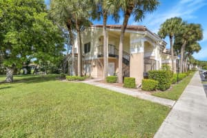 815 Boynton Beach Boulevard, Boynton Beach, FL 33426 - MLS#R11149521