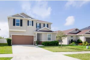 5600 NW Pine Trail Circle, Port Saint Lucie, FL 34983 - MLS#R11149538
