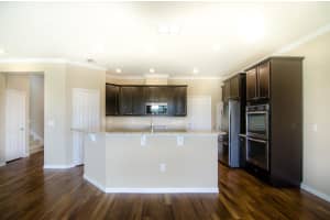 5600 NW Pine Trail Circle, Port Saint Lucie, FL 34983 - MLS#R11149538