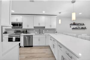 18 Westgate Lane, Boynton Beach, FL 33436 - MLS#R11149558