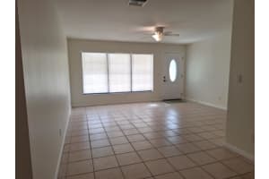 1365 19th Avenue SW, Vero Beach, FL 32962 - MLS#R11149566