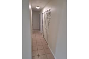 1365 19th Avenue SW, Vero Beach, FL 32962 - MLS#R11149566