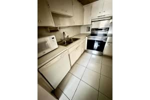 98 Stratford H, West Palm Beach, FL 33417, West Palm Beach, FL 33417 Sold 02/13/26