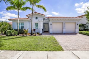 8199 Nw 124th Terrace, Parkland