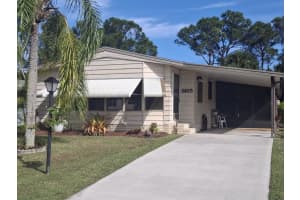 8165 Buckthorn Circle, Port Saint Lucie, FL 34952 - MLS#R11149602