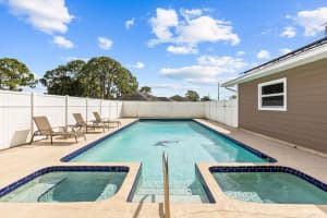 1297 SE Floresta Drive, Port Saint Lucie, FL 34983 - MLS#R11149616