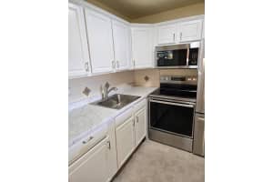 290 Chatham O, West Palm Beach, FL 33417 - MLS#R11149649