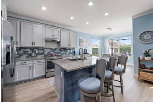 11392 Carlisle Crossing Avenue, Port Saint Lucie, FL 34987 - MLS#R11149667