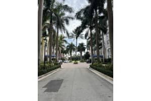 806 E Windward Way 216, Lantana, Fl 33462, Lantana