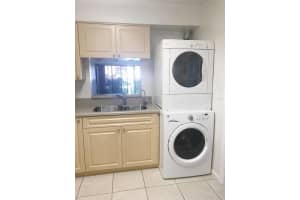 2050 Oleander Boulevard 1-105, Fort Pierce, Fl 34950, Fort Pierce