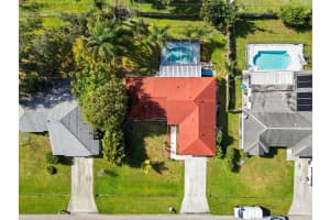 1132 SE Clifton Lane, Port Saint Lucie, FL 34983 - MLS#R11149729