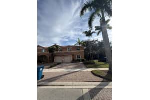 2000 99th Way, Sunrise, FL 33322 - MLS#R11149743