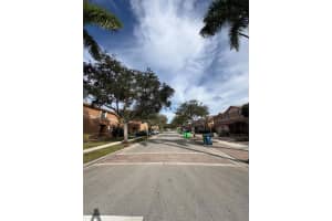 2000 99th Way, Sunrise, FL 33322 - MLS#R11149743