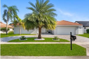 2672 SW 23rd Cranbrook Drive, Boynton Beach, FL 33436 - MLS#R11149770