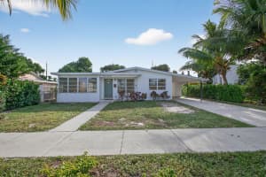 1421 14th Avenue N, Lake Worth Beach, FL 33460 - MLS#R11149786