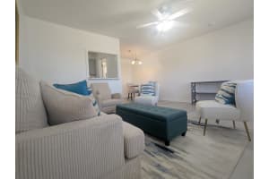 283 Sheffield L West Palm Beach, FL 33417 - Off Market