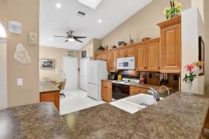 7195 Summer Tree Drive, Boynton Beach, FL 33437 - MLS#R11149811